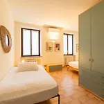 Casa Tua Maggiore * كاستيلّيتّو سوبرا تي